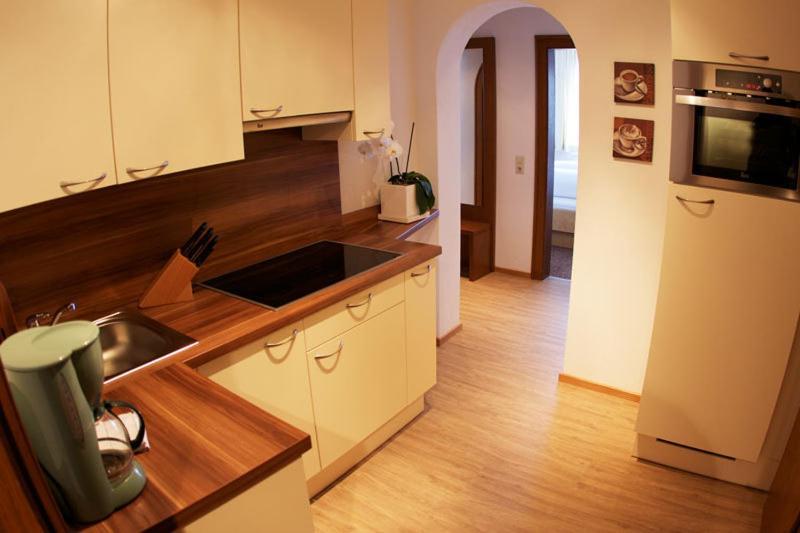 Hotel Garni Mirabell Ischgl Szoba fotó