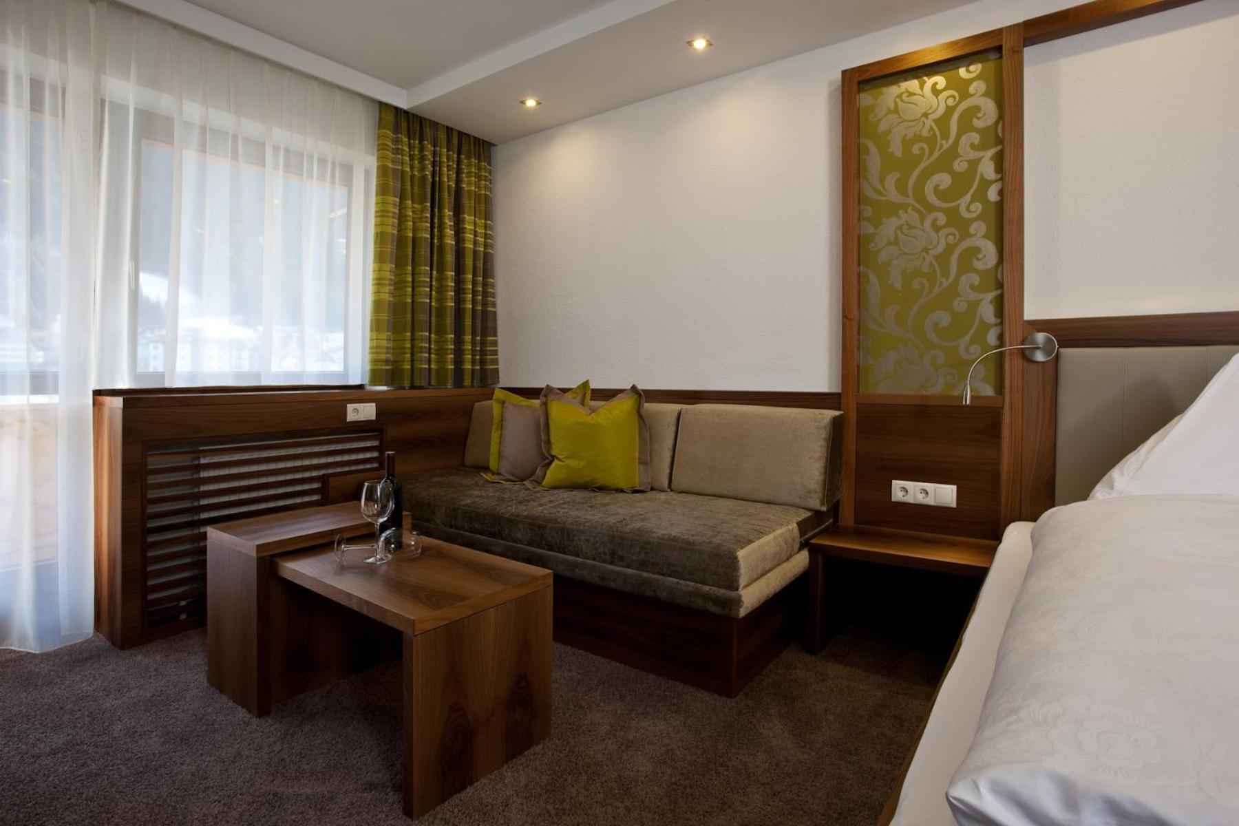Hotel Garni Mirabell Ischgl Kültér fotó