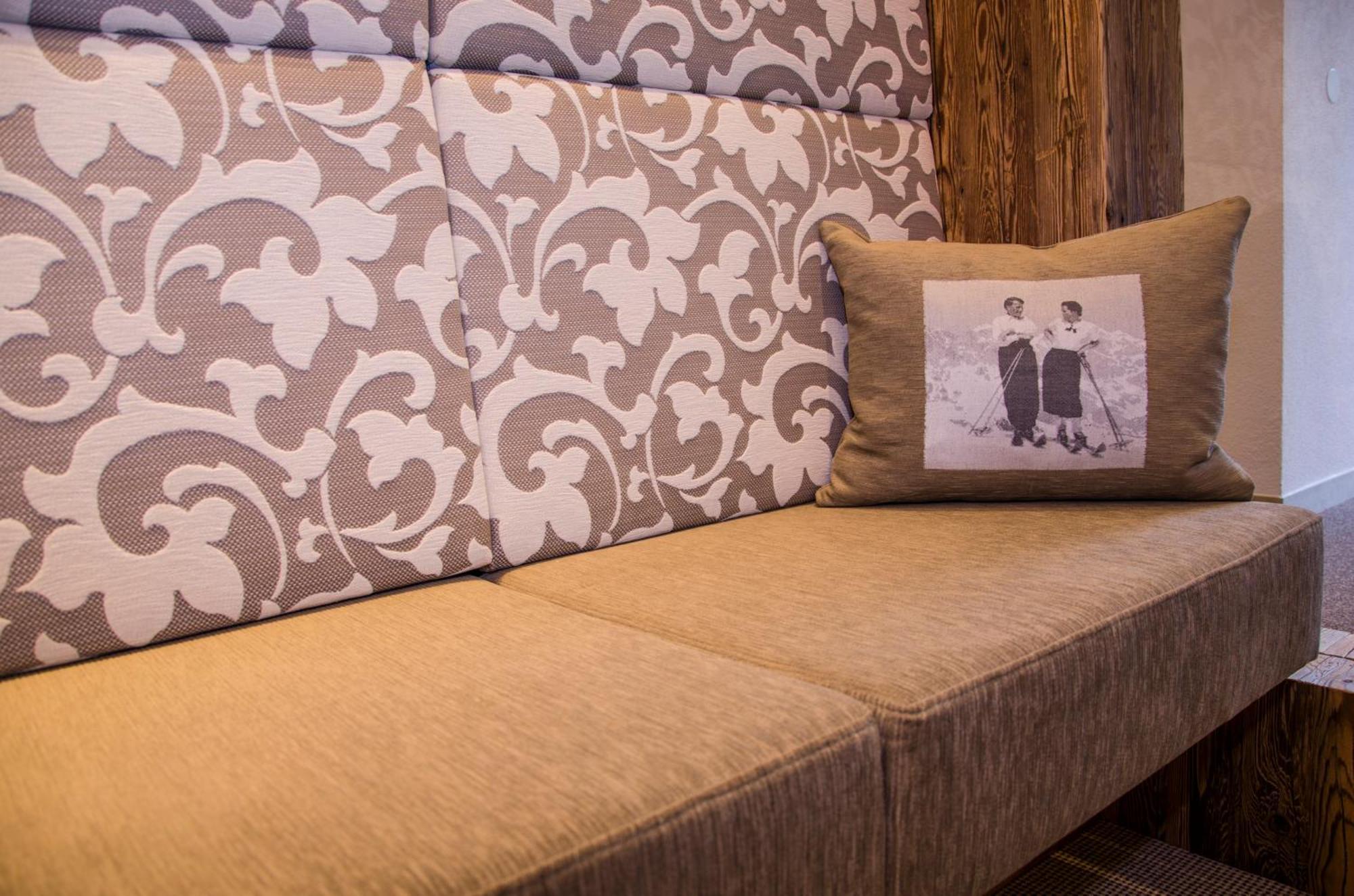 Hotel Garni Mirabell Ischgl Kültér fotó
