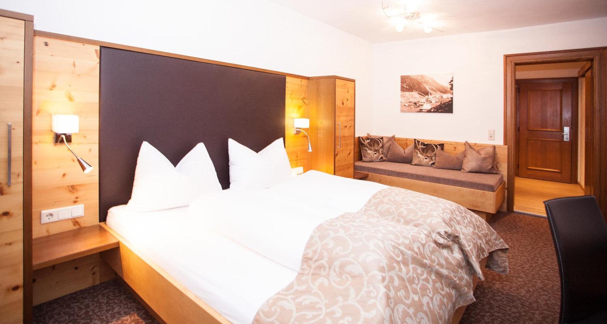 Hotel Garni Mirabell Ischgl Szoba fotó