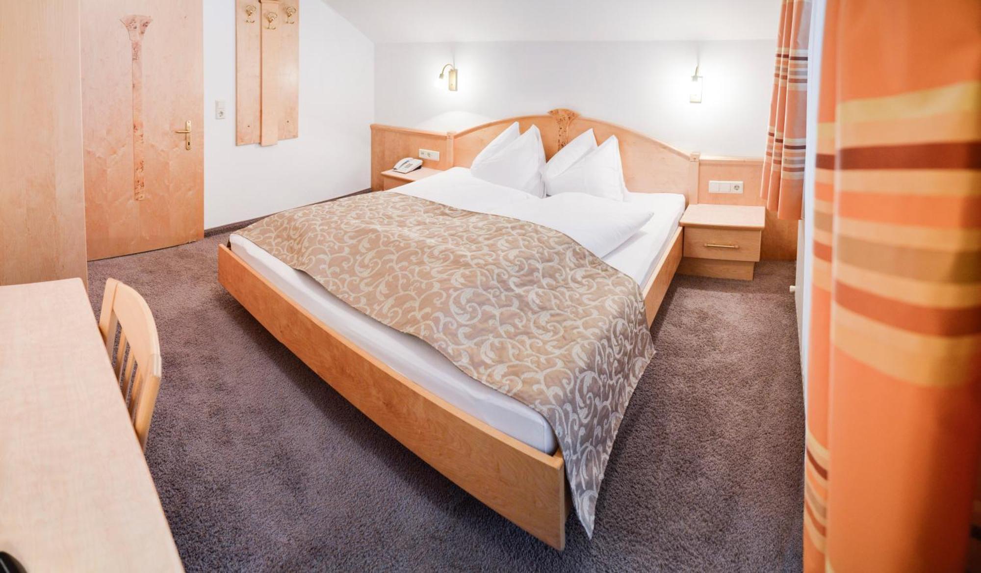 Hotel Garni Mirabell Ischgl Szoba fotó