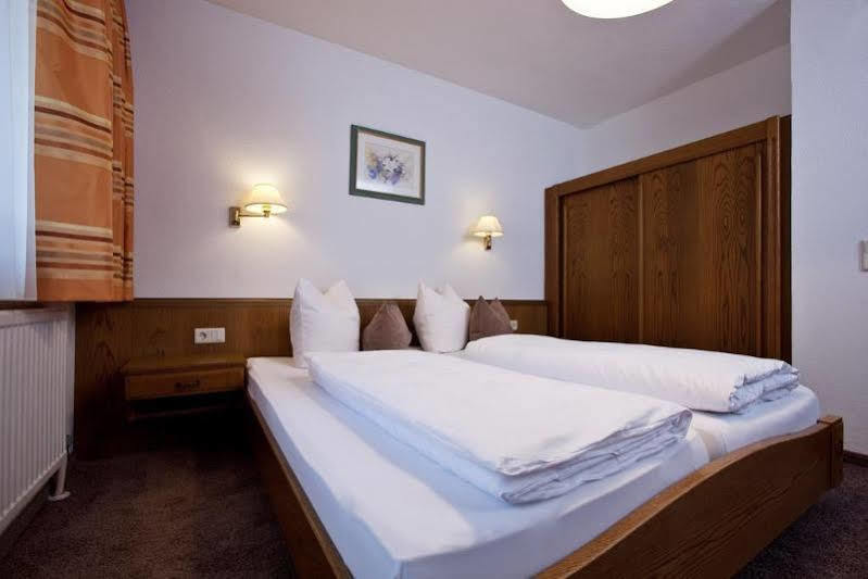 Hotel Garni Mirabell Ischgl Kültér fotó