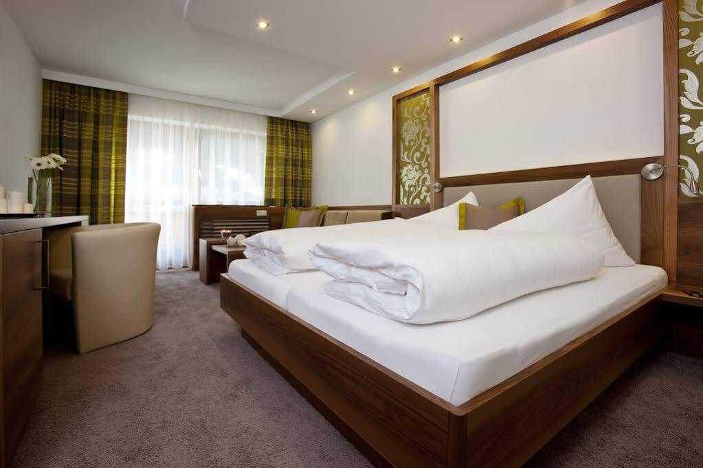 Hotel Garni Mirabell Ischgl Kültér fotó